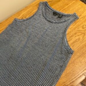 Women’s Tahari linen sleeveless top, blue and white stripe, M